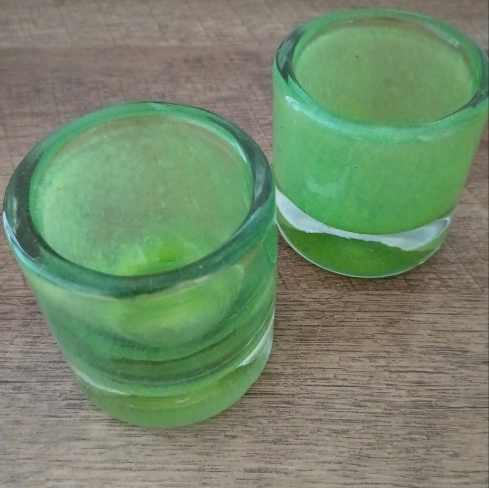 Set of 2 Green Glasses.